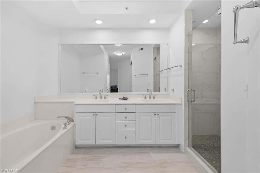 400 Flagship Dr #1104, Naples, photo 16
