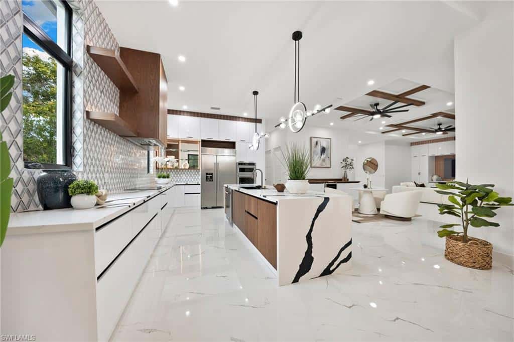 135 7th St, Naples, photo 9