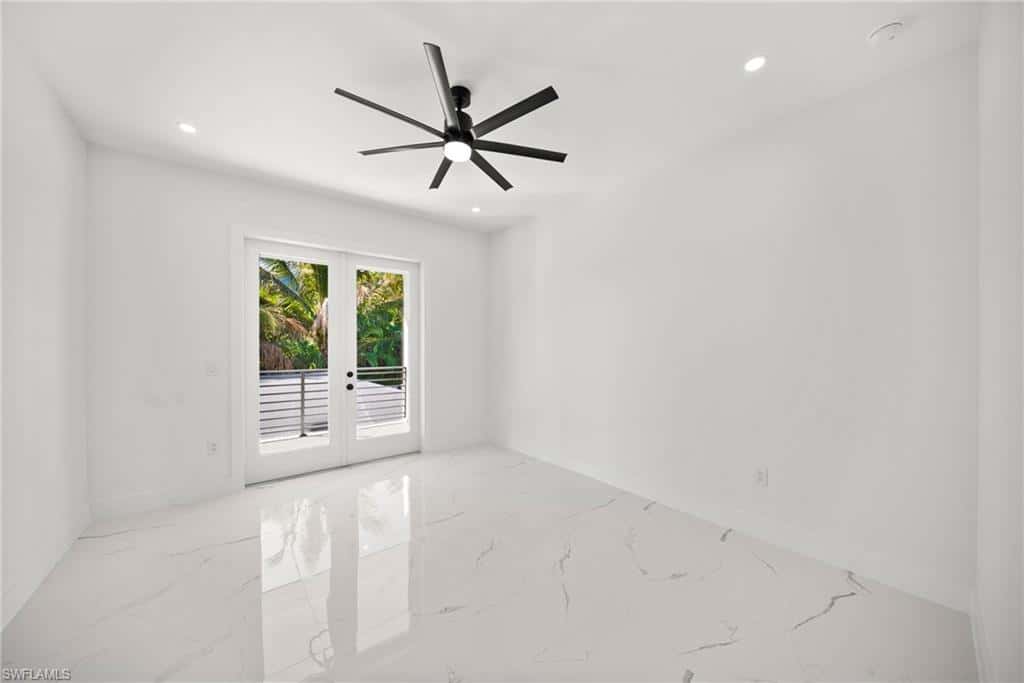 135 7th St, Naples, photo 33