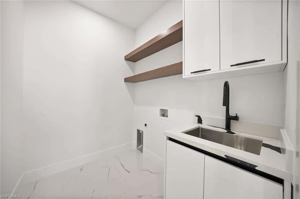 135 7th St, Naples, photo 39