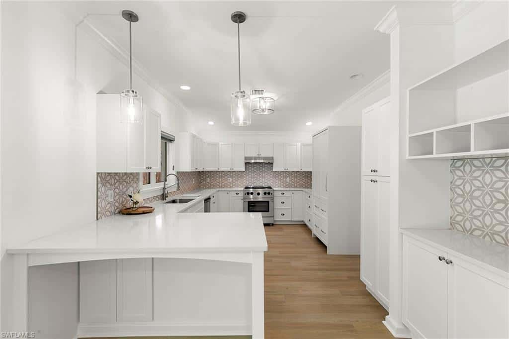 1128 Hilltop Dr, Naples, photo 7