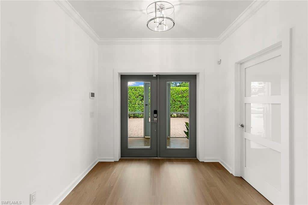 1128 Hilltop Dr, Naples, photo 32