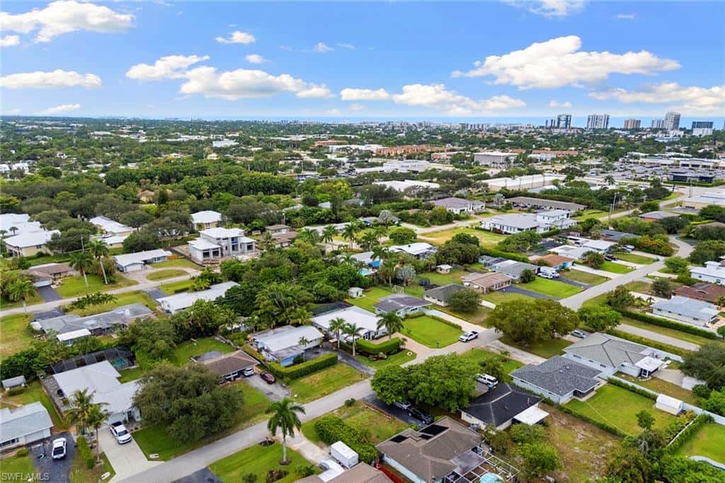 1128 Hilltop Dr, Naples, photo 29