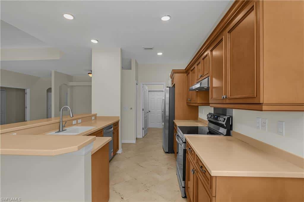 20301 Ardore Ln, Estero, photo 17