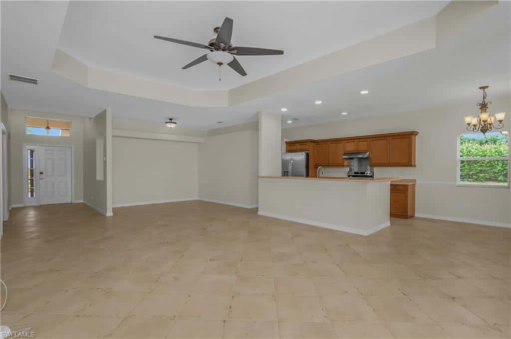 20301 Ardore Ln, Estero, photo 10