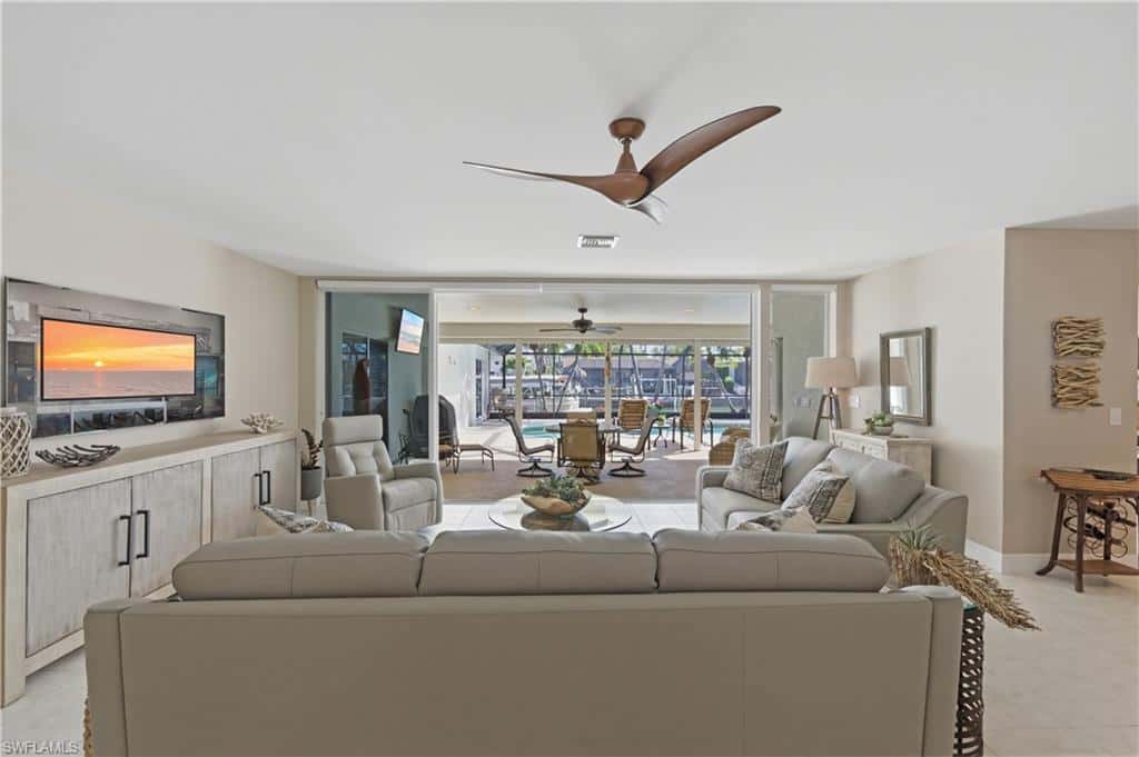 216 5th St, Bonita Springs, photo 4