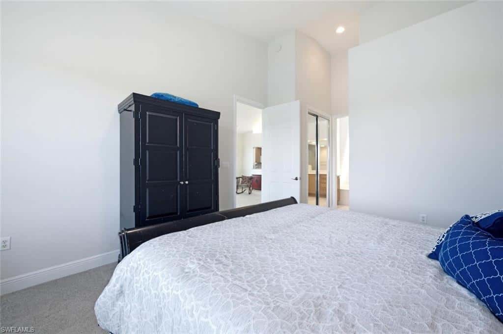 7877 Hawthorne Dr #104, Naples, photo 23