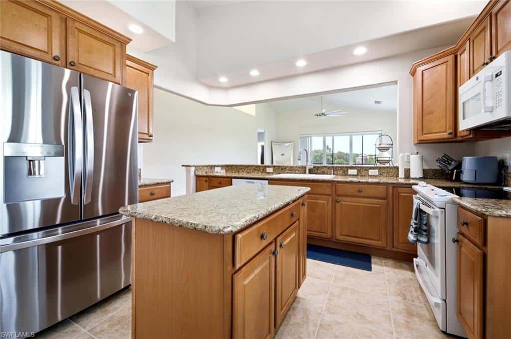 7877 Hawthorne Dr #104, Naples, photo 14