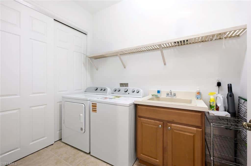 7877 Hawthorne Dr #104, Naples, photo 29