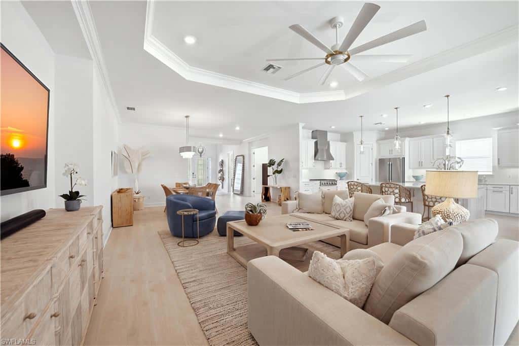 11913 Raggio Dr, Fort Myers, photo 5