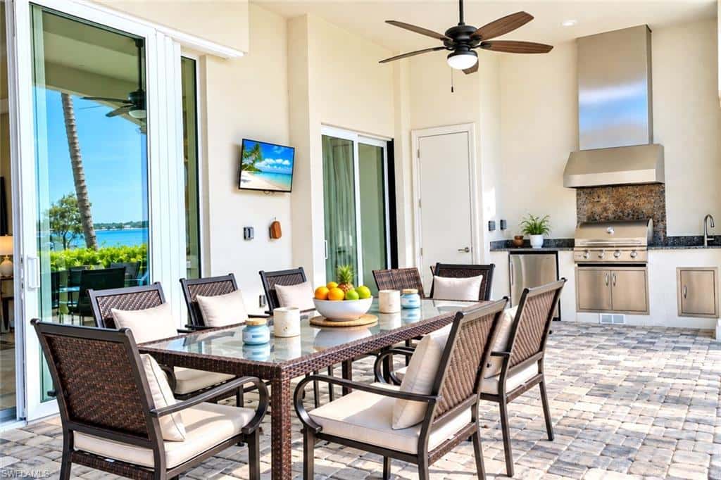 2368 Coral Point Dr, Cape Coral, photo 9