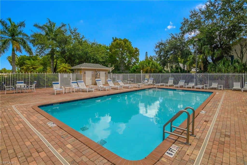 538 Leawood Cir, Naples, photo 43