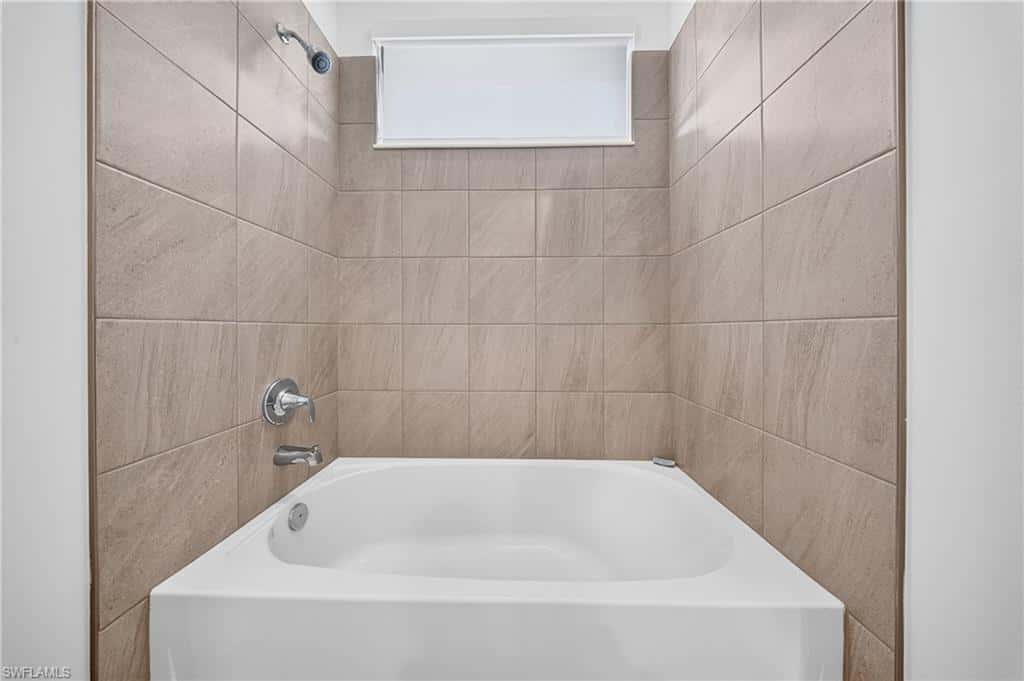 5043 Ofanto Ln, Ave Maria, photo 32