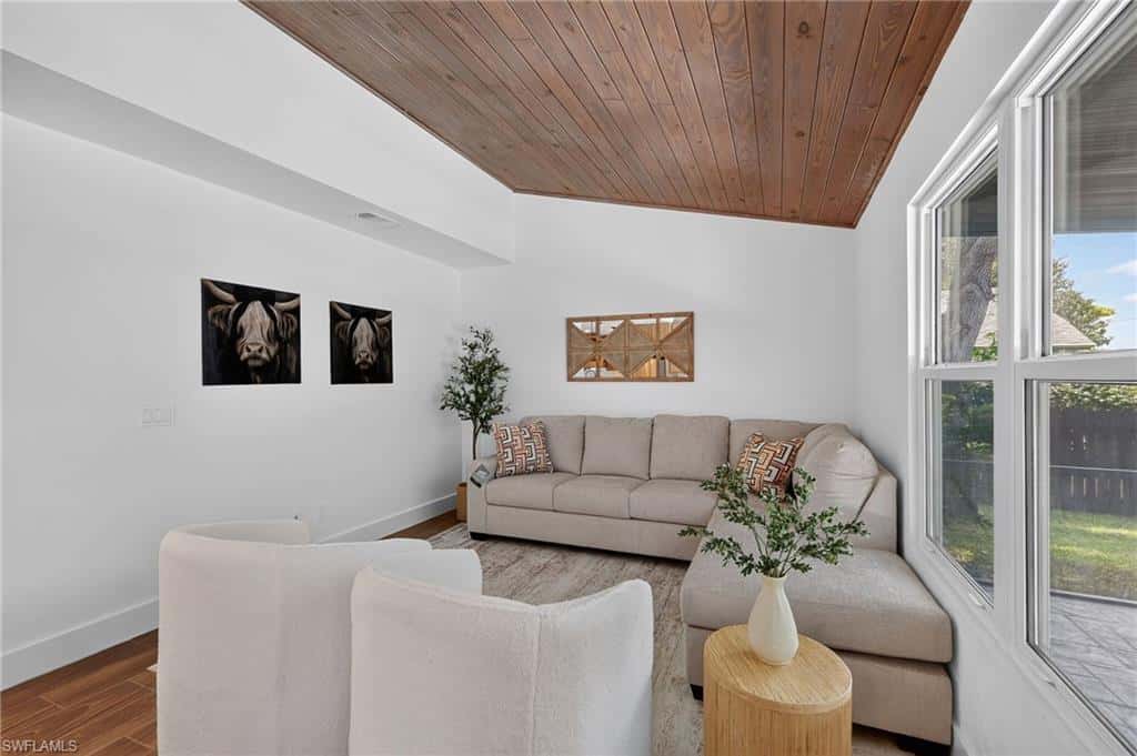 9100 Aster Rd, Fort Myers, photo 13