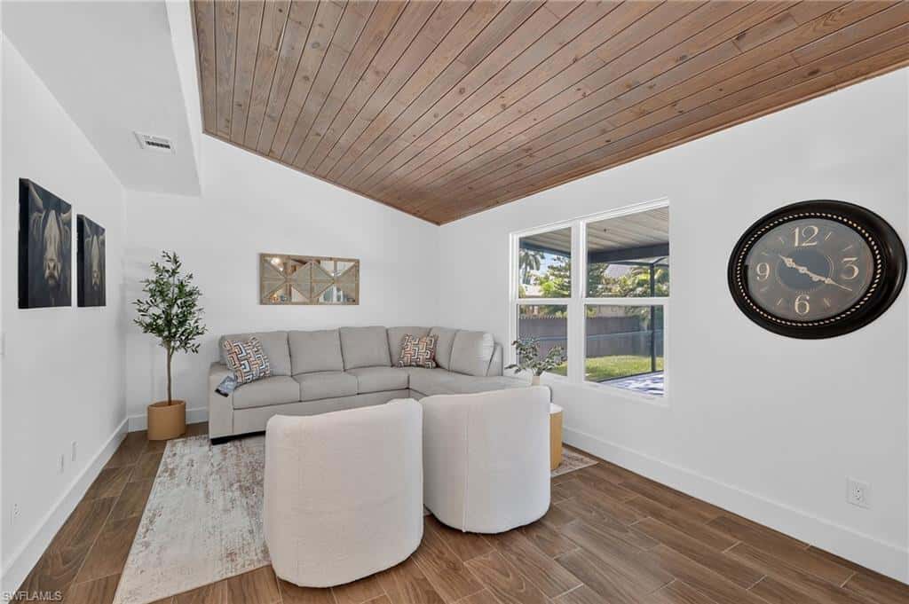 9100 Aster Rd, Fort Myers, photo 12