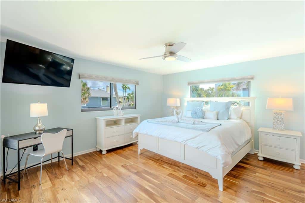 205 Bayview Ave, Fort Myers Beach, photo 23