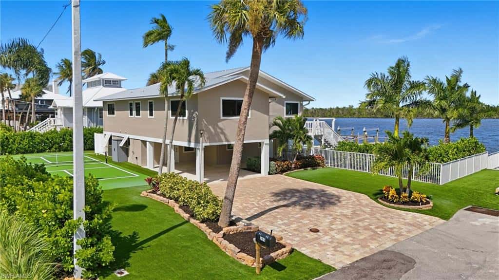 205 Bayview Ave, Fort Myers Beach, photo 46