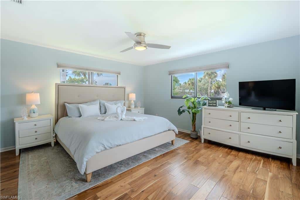 205 Bayview Ave, Fort Myers Beach, photo 22