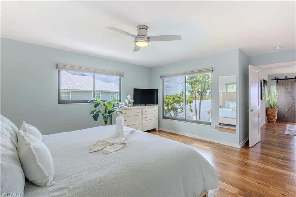 205 Bayview Ave, Fort Myers Beach, photo 24