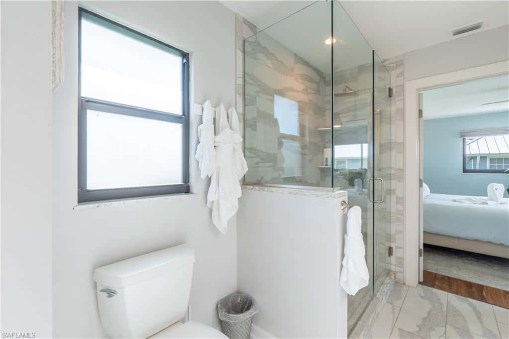 205 Bayview Ave, Fort Myers Beach, photo 29