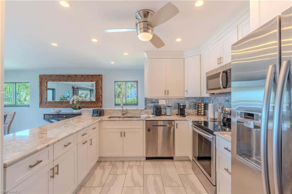 205 Bayview Ave, Fort Myers Beach, photo 21