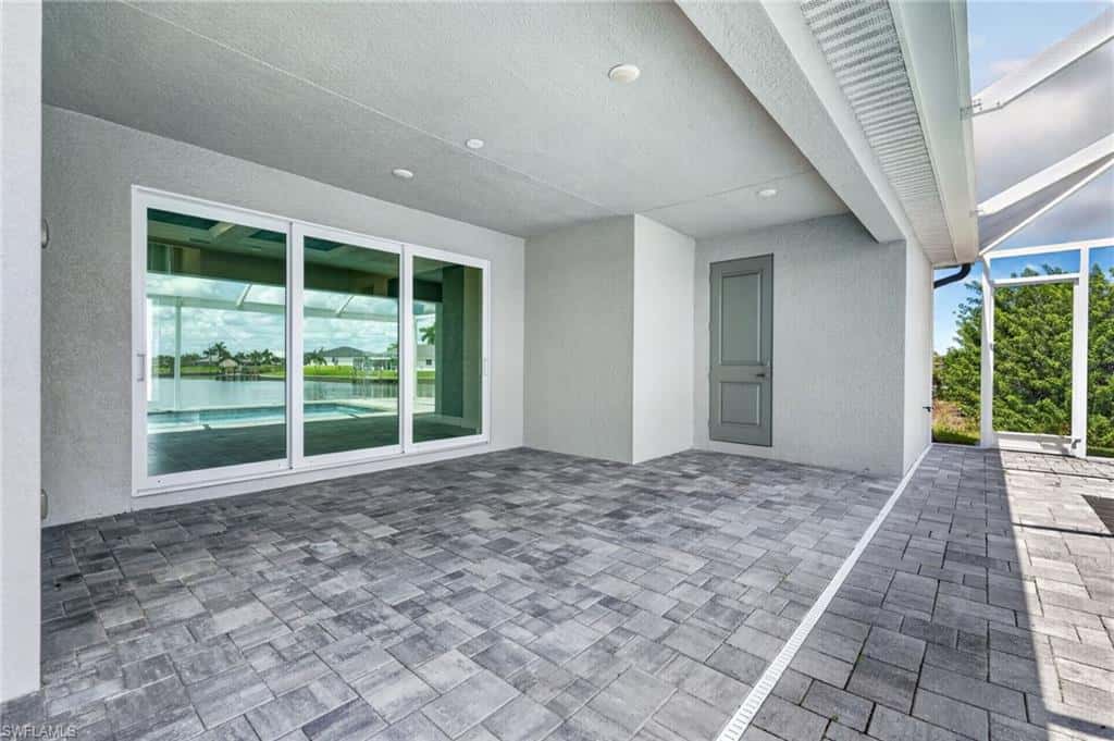 913 33rd Pl, Cape Coral, photo 36