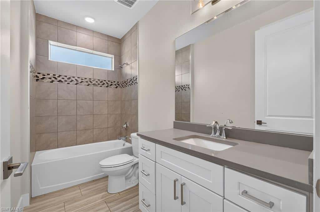 913 33rd Pl, Cape Coral, photo 30