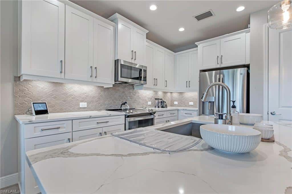 2555 Seychelles Dr #407, Naples, photo 12