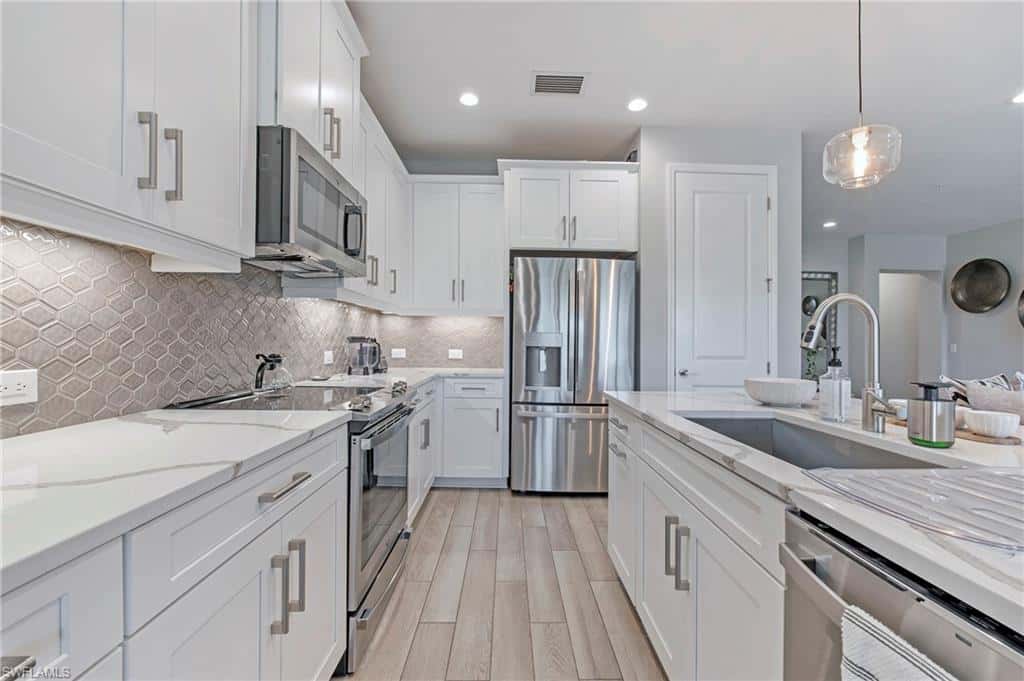 2555 Seychelles Dr #407, Naples, photo 14
