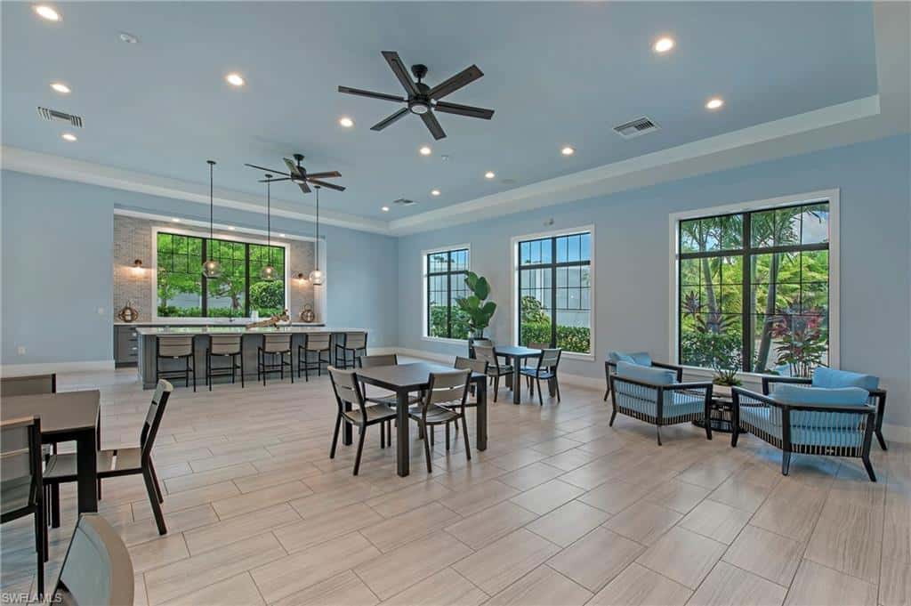 2555 Seychelles Dr #407, Naples, photo 37
