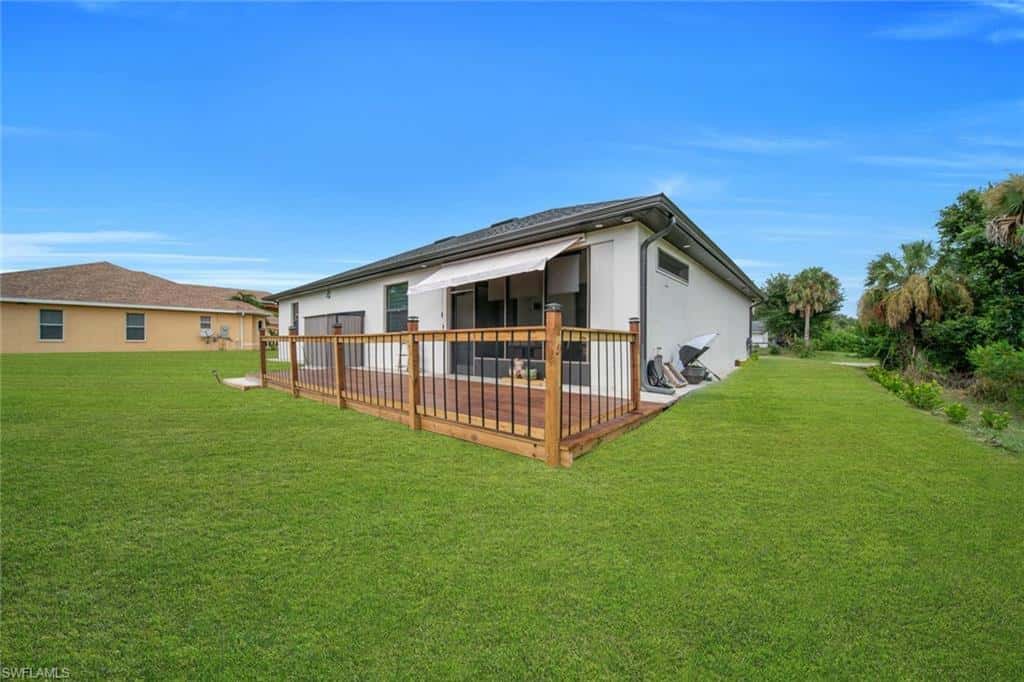 609 Clayton Ave, Lehigh Acres, photo 31