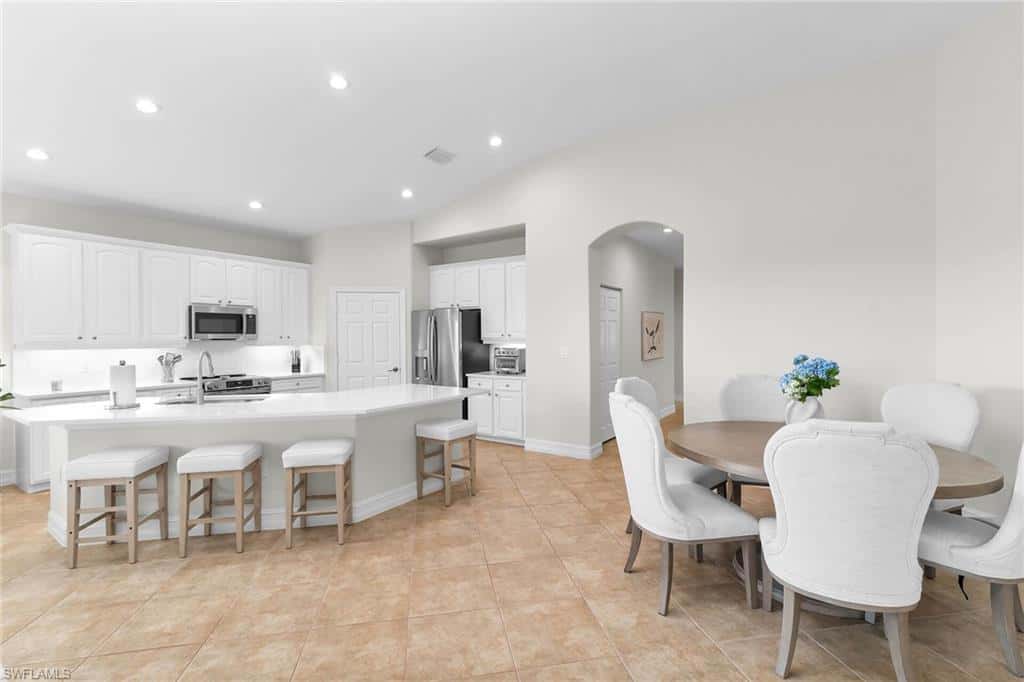 1286 Rialto Way #9-202, Naples, photo 9