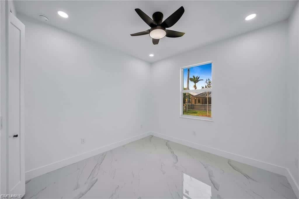 427 21st Ter, Cape Coral, photo 25