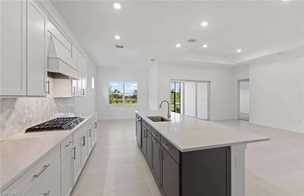 12408 Basalt Ln, Alva, photo 18