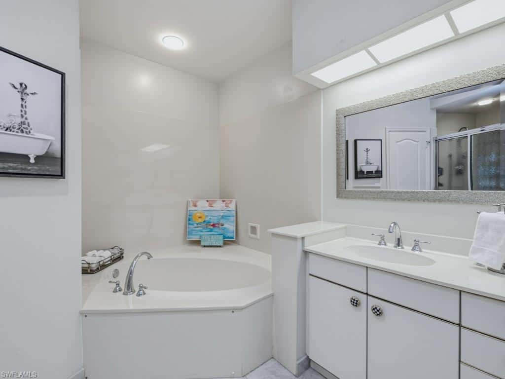 3000 Royal Marco Way #221, Marco Island, photo 8