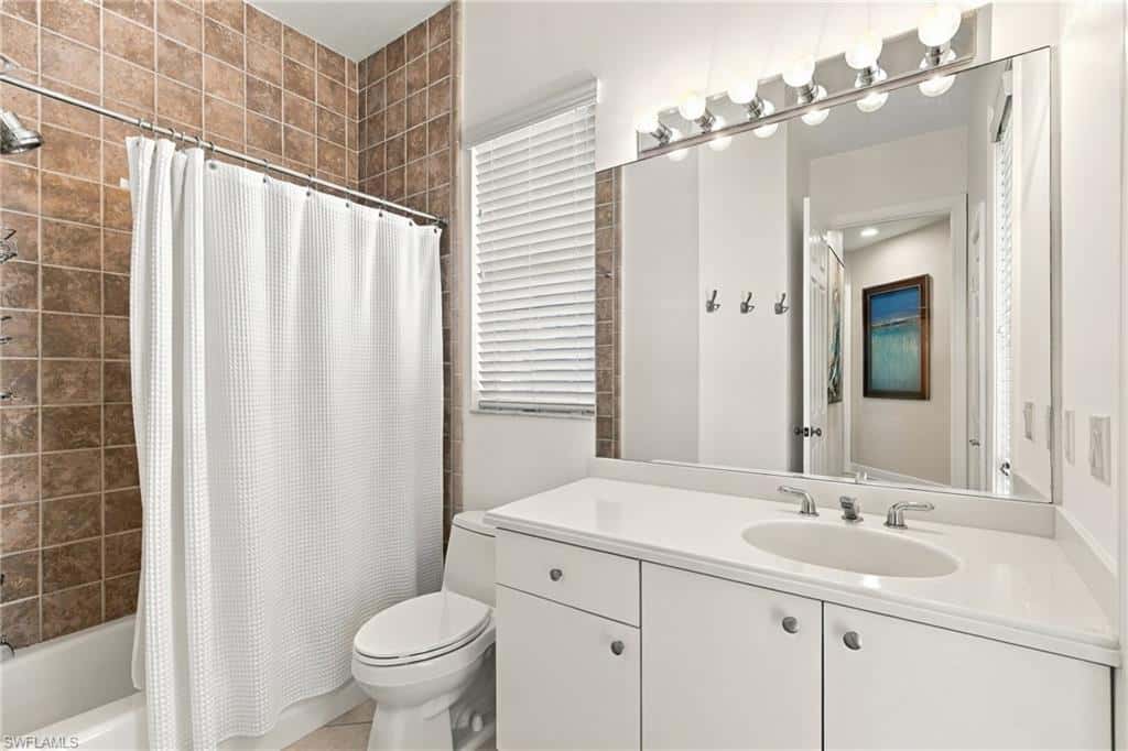 1124 Augusta Falls Way, Naples, photo 17
