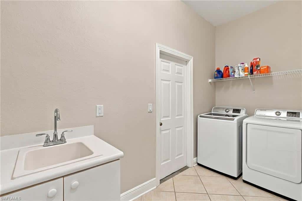 1124 Augusta Falls Way, Naples, photo 19