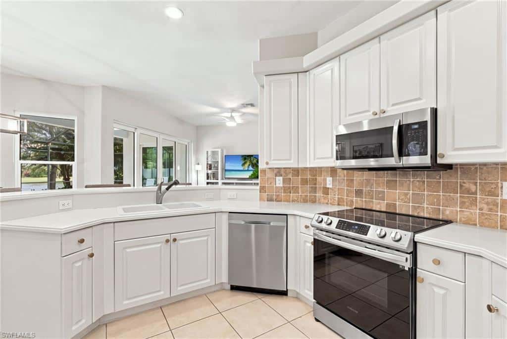 1124 Augusta Falls Way, Naples, photo 8