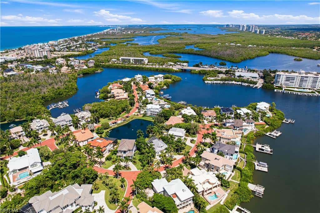 207 San Mateo Dr, Bonita Springs, photo 45