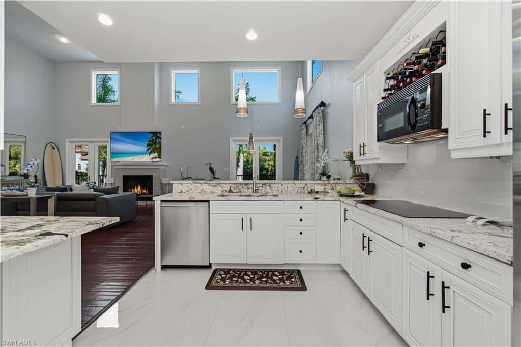 207 San Mateo Dr, Bonita Springs, photo 11