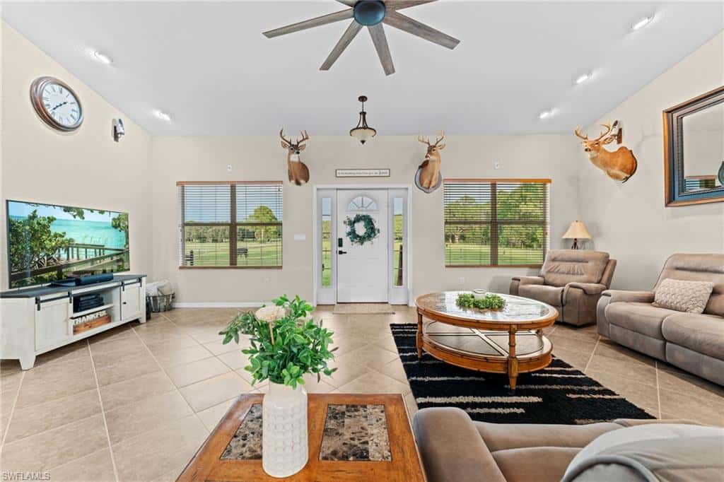 99 Trader Rd, Labelle, photo 10
