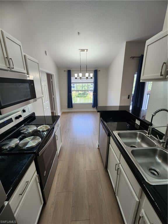 7935 Preserve Cir #434, Naples, photo 9