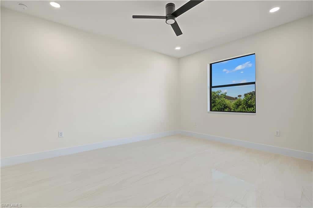 820 Lystra Ave, Fort Myers, photo 22
