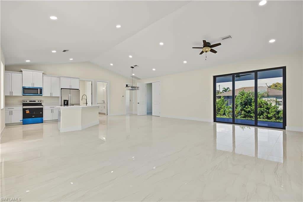 820 Lystra Ave, Fort Myers, photo 5