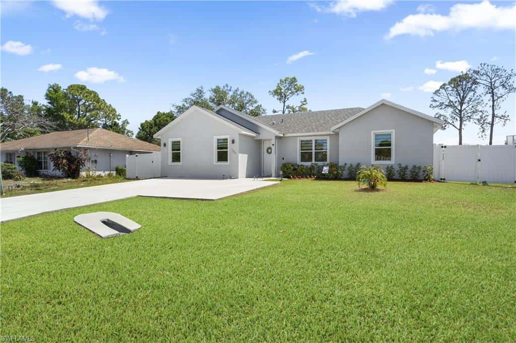 27257 Pinecrest Ln, Bonita Springs, photo 17