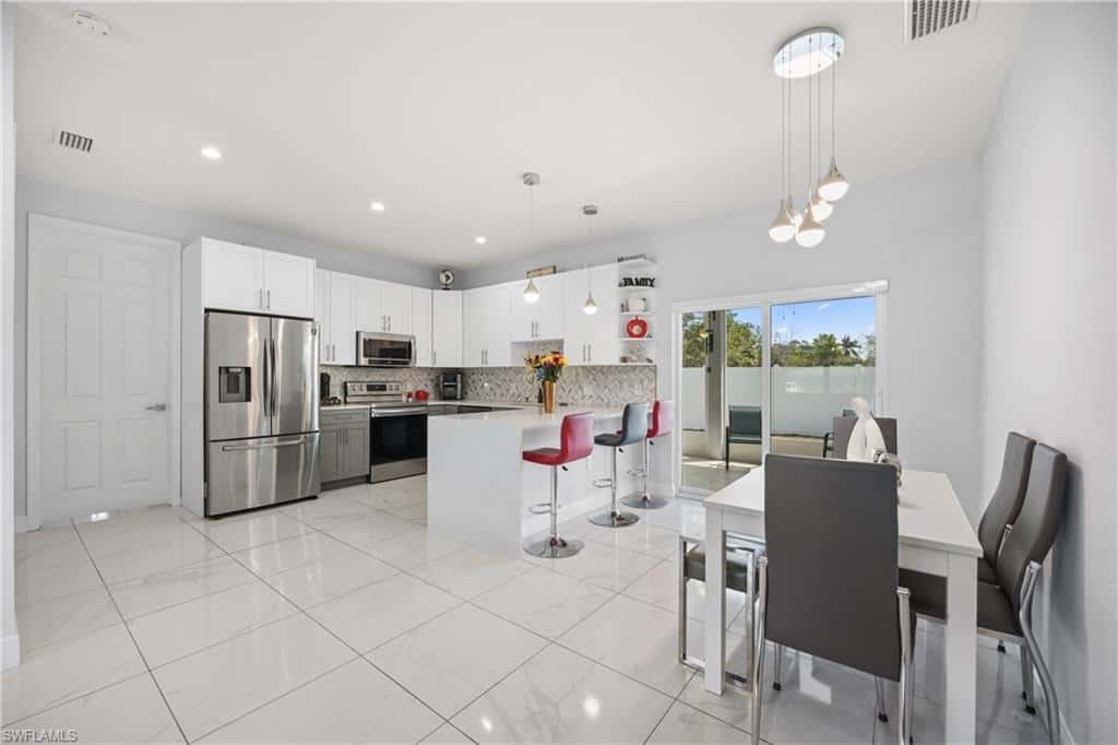 27257 Pinecrest Ln, Bonita Springs, photo 16