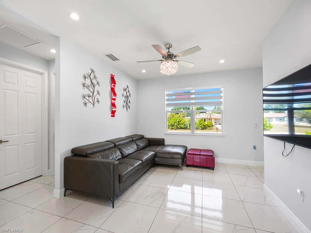 27257 Pinecrest Ln, Bonita Springs, photo 11
