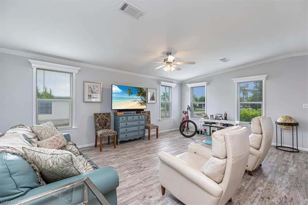 585 Cape Florida Ln, Naples, photo 10