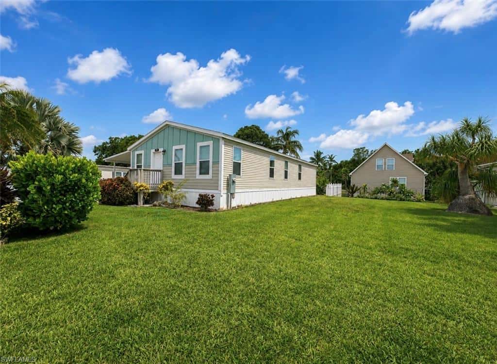 585 Cape Florida Ln, Naples, photo 4