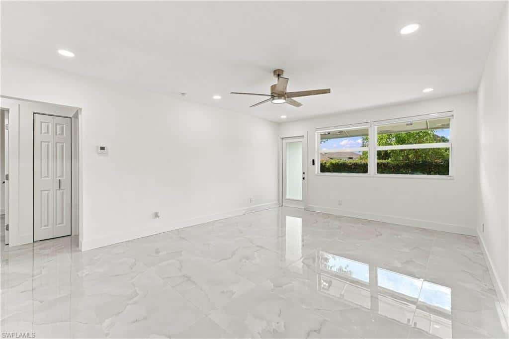 5341 Martin St, Naples, photo 9
